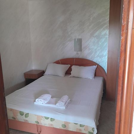 Apartmani In Budva Rum bild